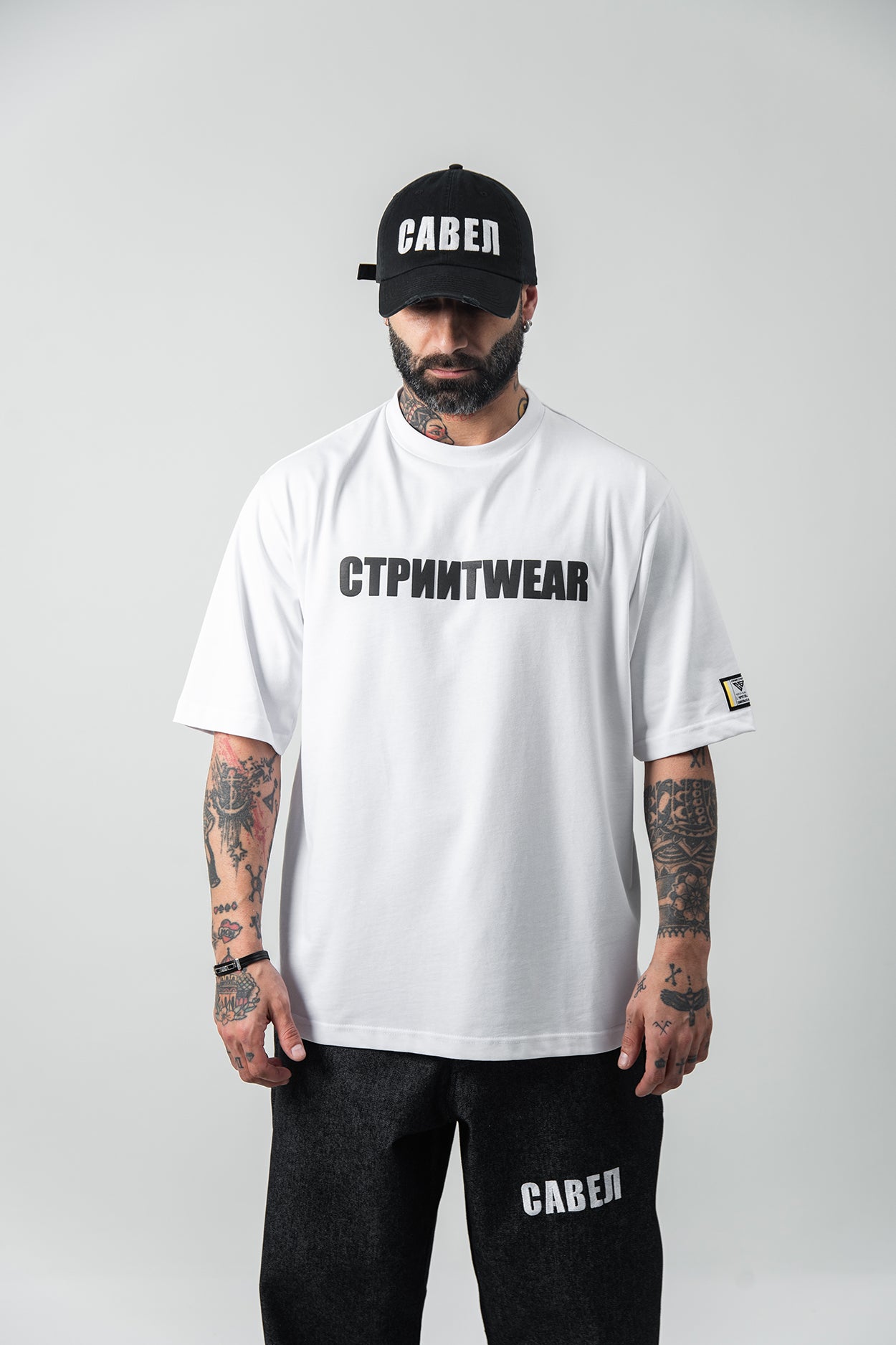 T-shirt Medium Fit - СТРИИТWEAR
